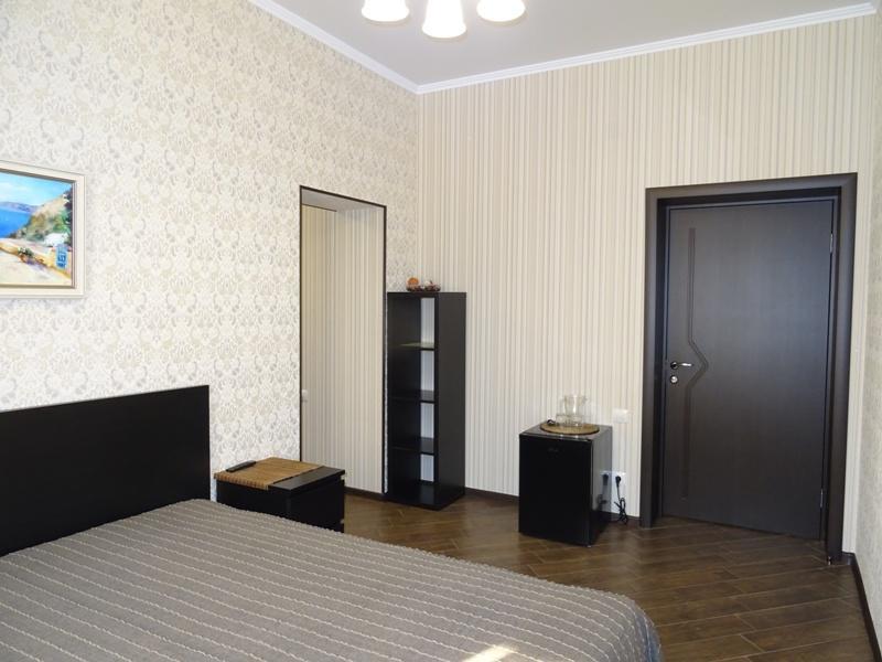 Guest House Belweder Гагра Екстер'єр фото
