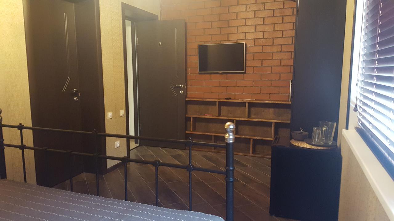 Guest House Belweder Гагра Екстер'єр фото